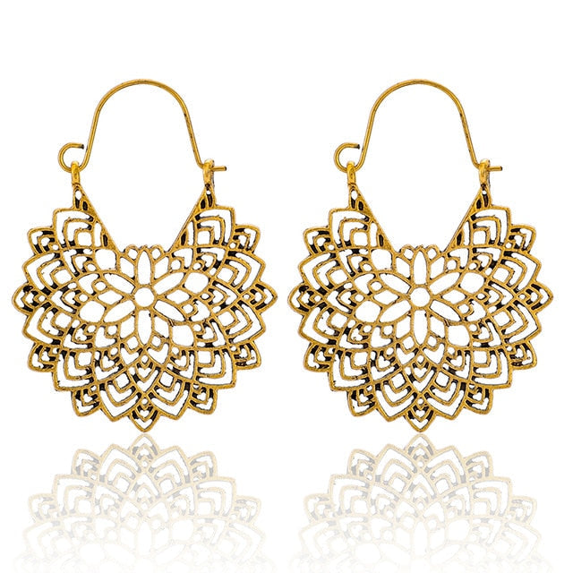 Gold Floral Filigree Earrings